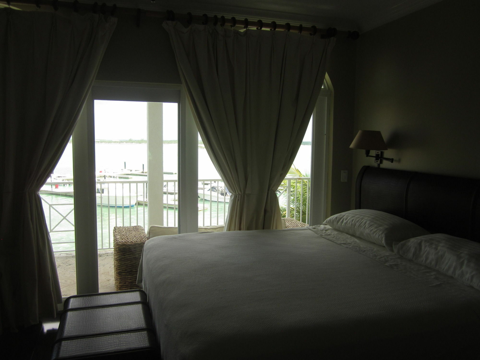 February Point Resort Bb1 George Town Bagian luar foto